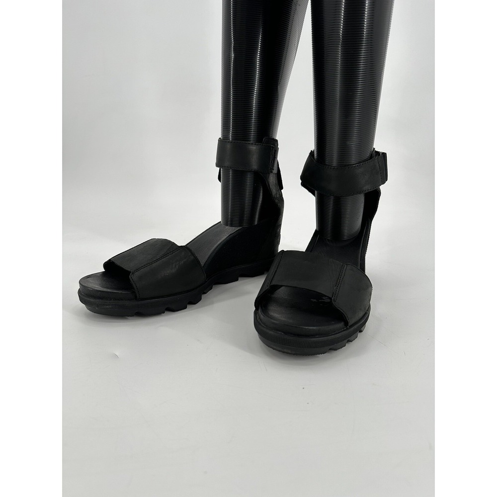 SOREL Joanie II Black Leather Wedge Sandal Ankle Strap NL3217-010 Women's Sz 11
